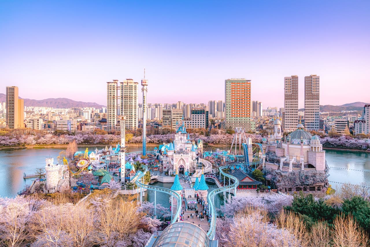 COMBO: AREX Incheon Airport Express Train + Lotte World Adventure Seoul Tickets - image 9
